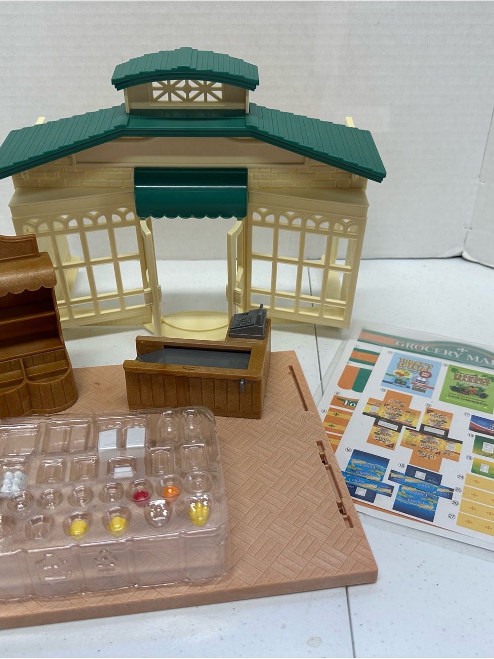 Calico Critters Grocery Market EPOCH Playset w Box Accessories Decals Sylvanian